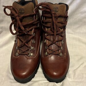NWOT! Timberland Rich Brown Leather Boots